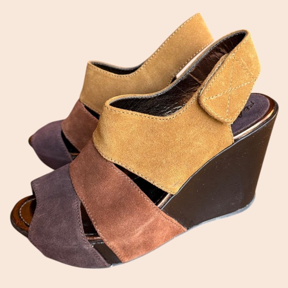 Kenneth Cole Reaction Retro 70's Rainbow Suede Platform Wedge Sandals size 7.5